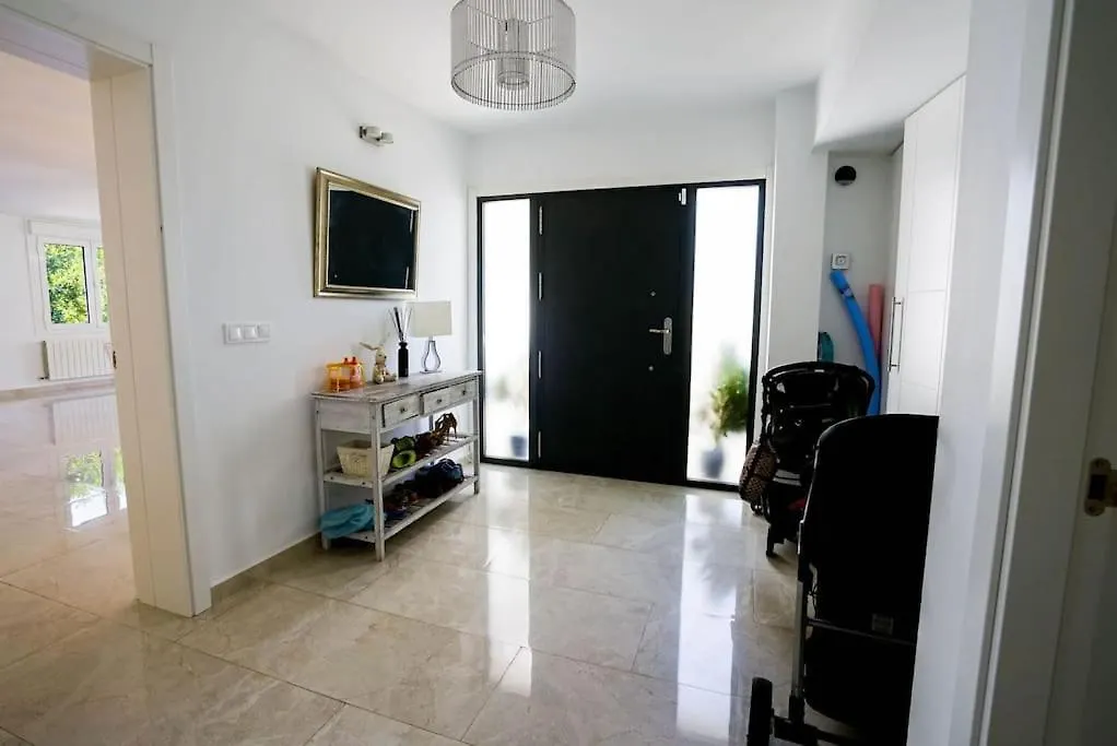 Fantastic Townhouse/ 4Bed/4Bath/ Puerto Banus Apartment Marbella