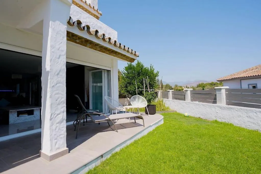 Fantastic Townhouse/ 4Bed/4Bath/ Puerto Banus Apartment Marbella